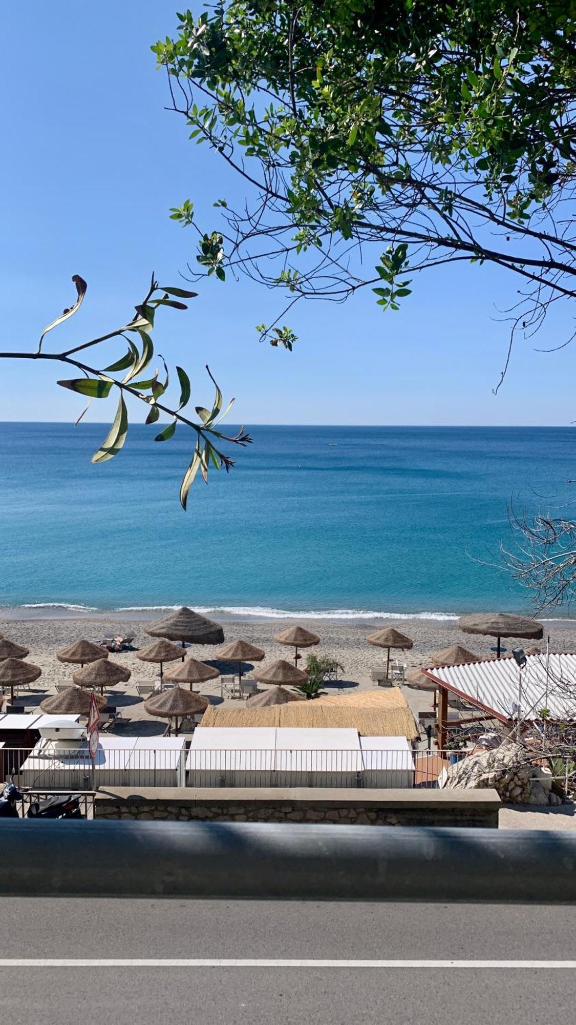 Affacciati Al Mare Finale Ligure